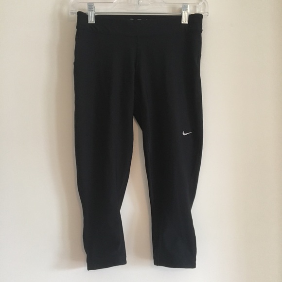 Nike Pants - Nike dri fit black Capri size small